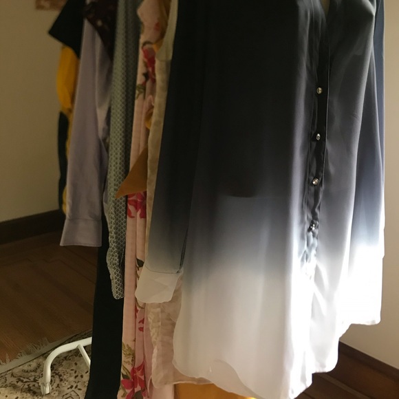 Ombré black grey and white button up shirt - Picture 2 of 8